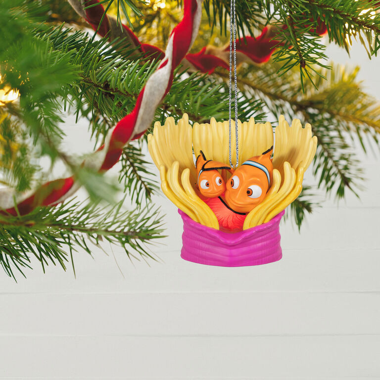 Hallmark Disney/Pixar Finding Nemo 20th Anniversary Marlin & Nemo Ornament