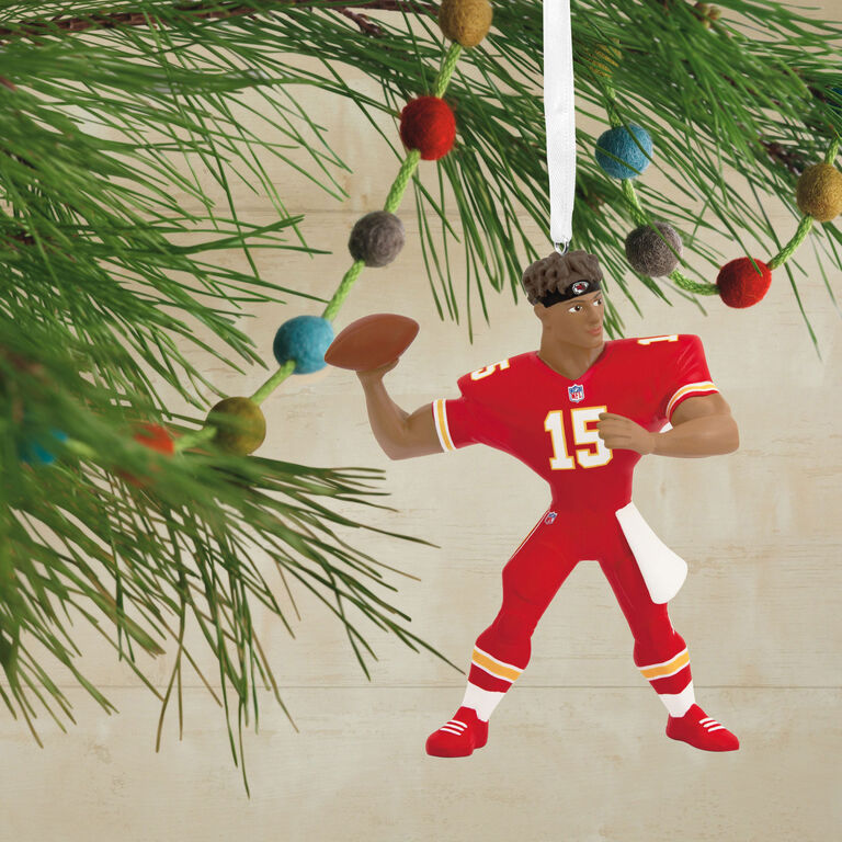  NFL Kansas City Chiefs Patrick Mahomes II Hallmark Ornament