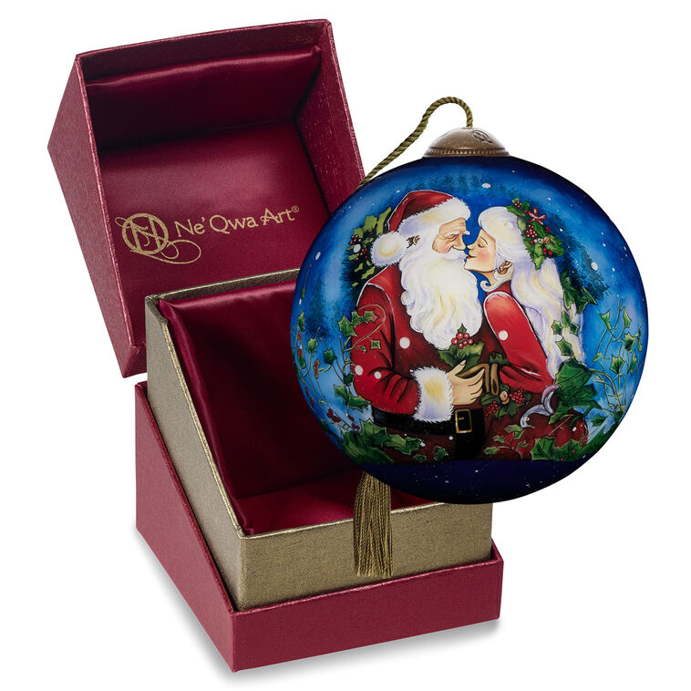  Ne'Qwa Art Merry Kiss-Mas Santa And Mrs. Claus Glass Christmas Ornament