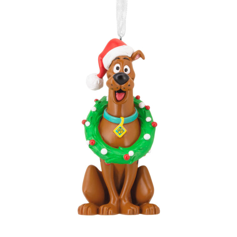  Scooby-Doo™ With Wreath Hallmark Ornament