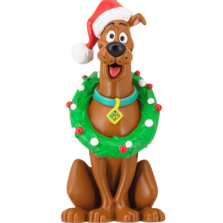  Scooby-Doo™ With Wreath Hallmark Ornament