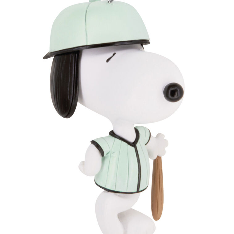  Peanuts® Snoopy Baseball Player Hallmark Ornament