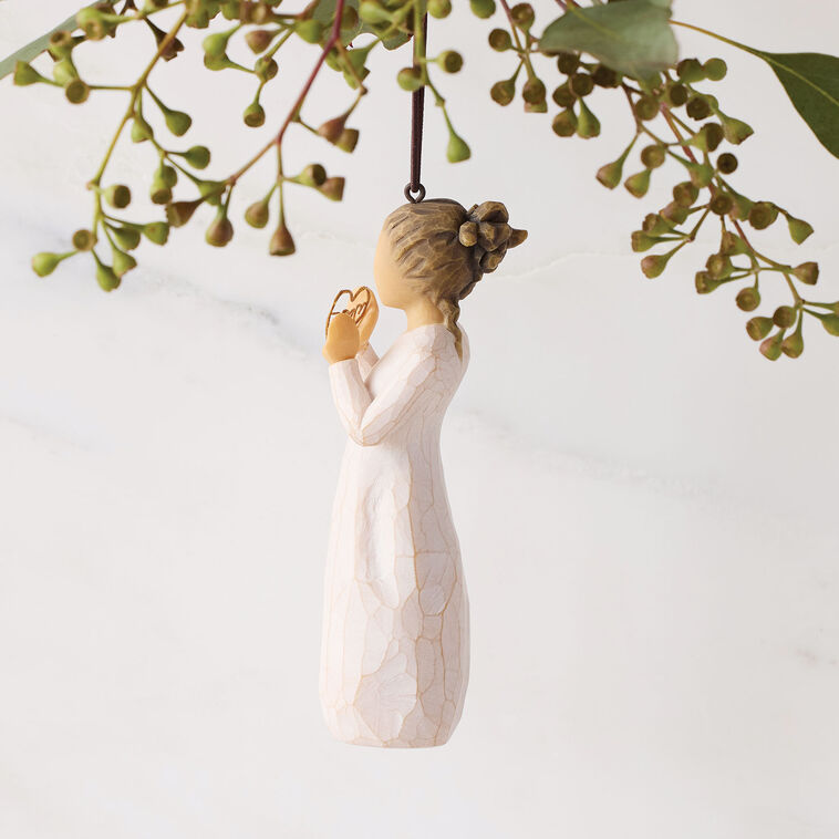  Willow Tree Courage 2025 Girl With Heart Ornament
